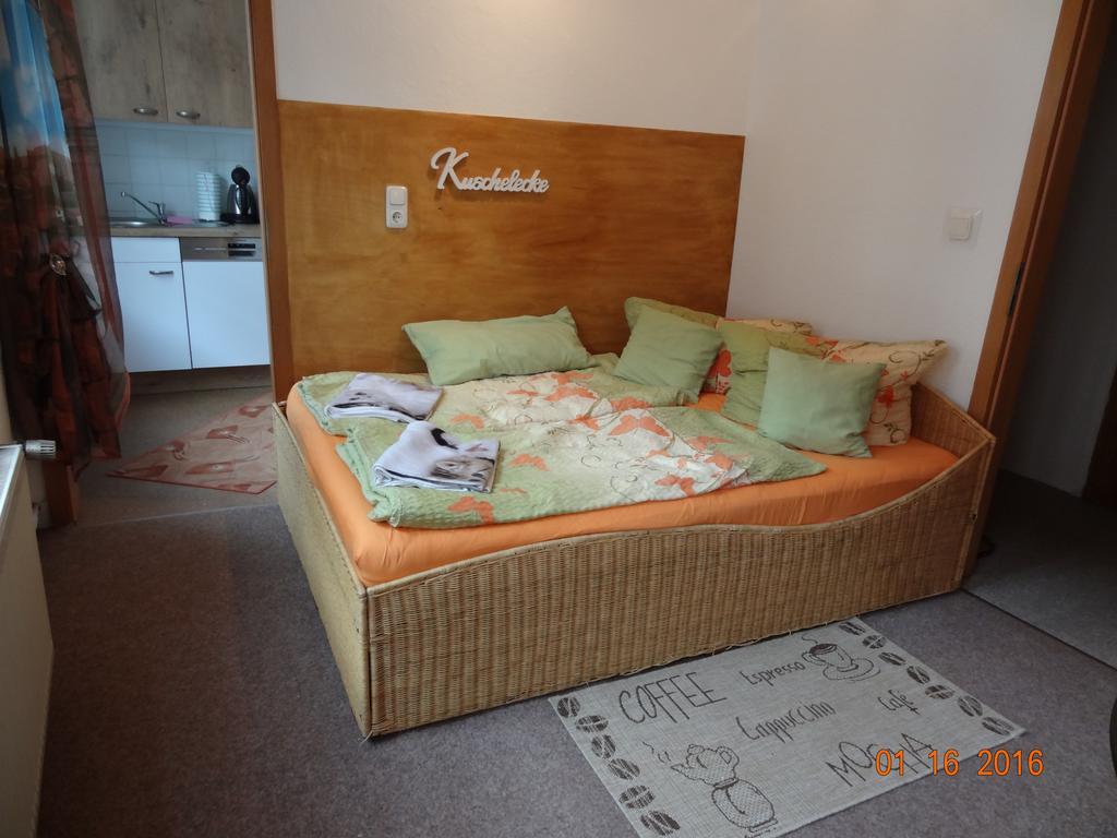 Ferienwohnungen im Fachwerkhaus Quedlinburg Zimmer foto